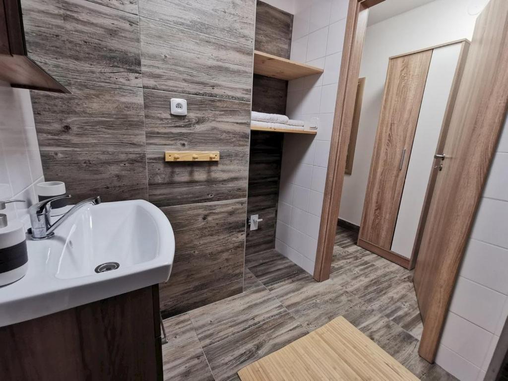 Apartmany Nova Duha Vavrinec Exterior foto